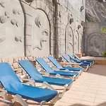 Pierre & - Port Altea