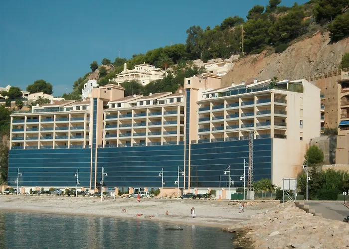 Pierre & - Port * Altea